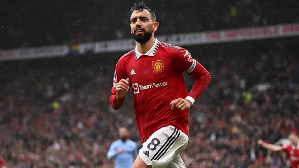 Bruno_Fernandes_Manchester_United_2022-23_(9)