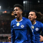 Estevao_Willian_celebrates_vs_Liverpolo_4