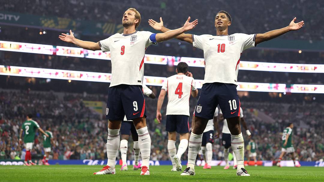 England Win Thriller Against Mexico To Reach Quarter Finals